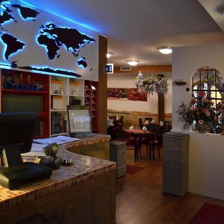 Dulcinea Hotel Múggia المظهر الخارجي الصورة