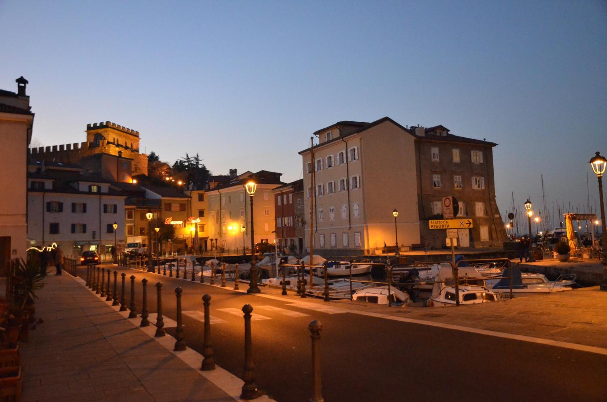 Dulcinea Hotel Múggia المظهر الخارجي الصورة