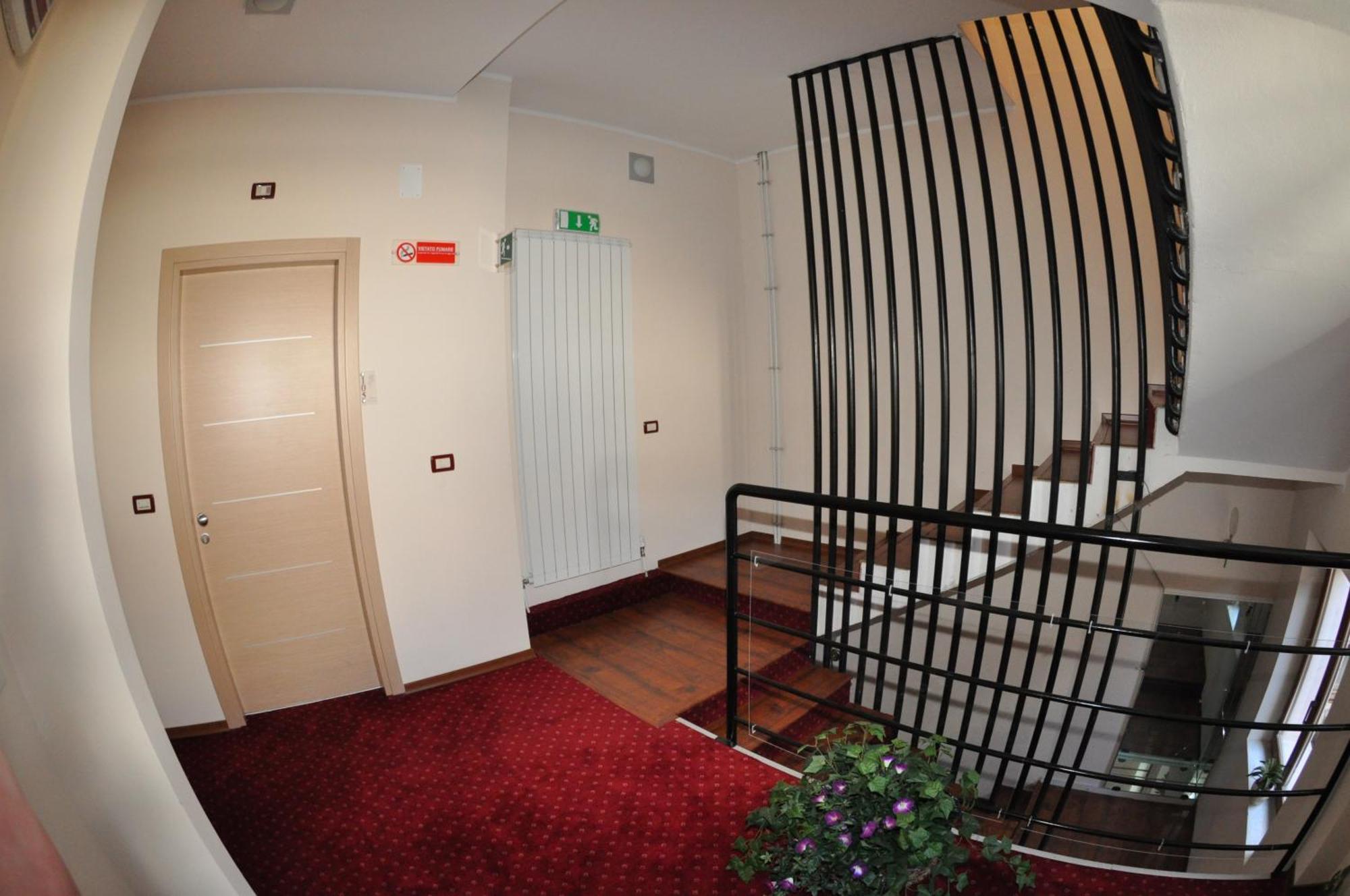 Dulcinea Hotel Múggia المظهر الخارجي الصورة